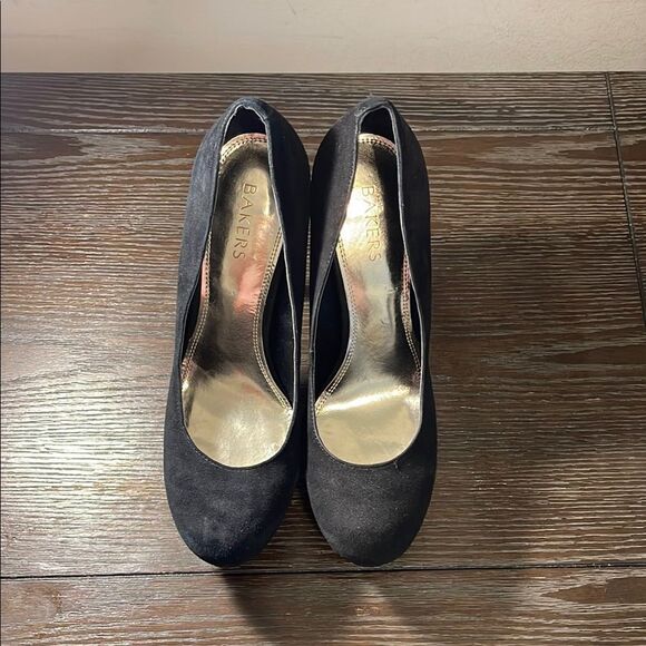 Jessica Simpson - Picture 1 of 9